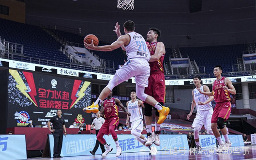  柏林联合绝杀门兴终结五轮不胜  